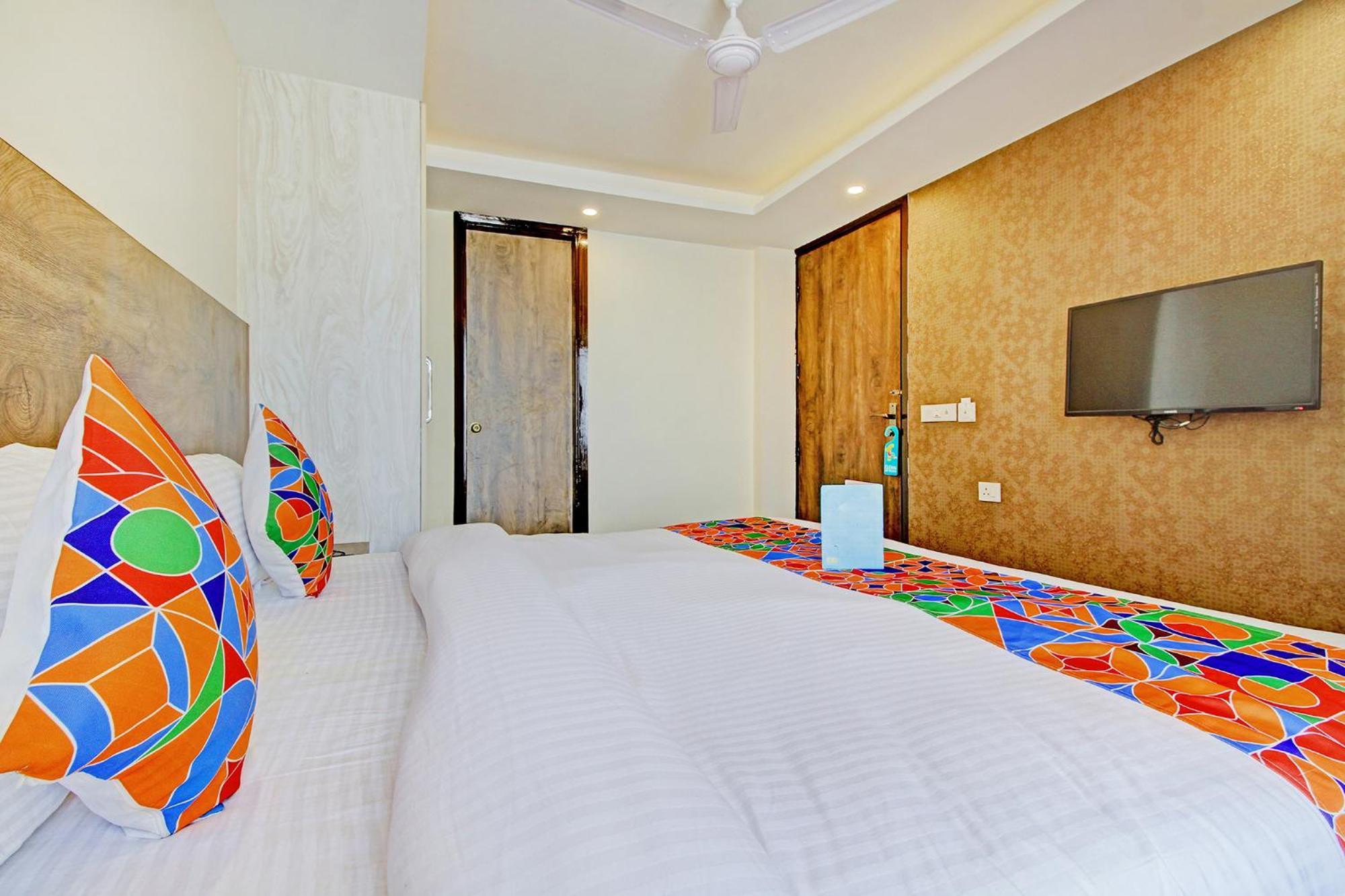 Fabhotel Soft Petals Gurgaon Exterior photo