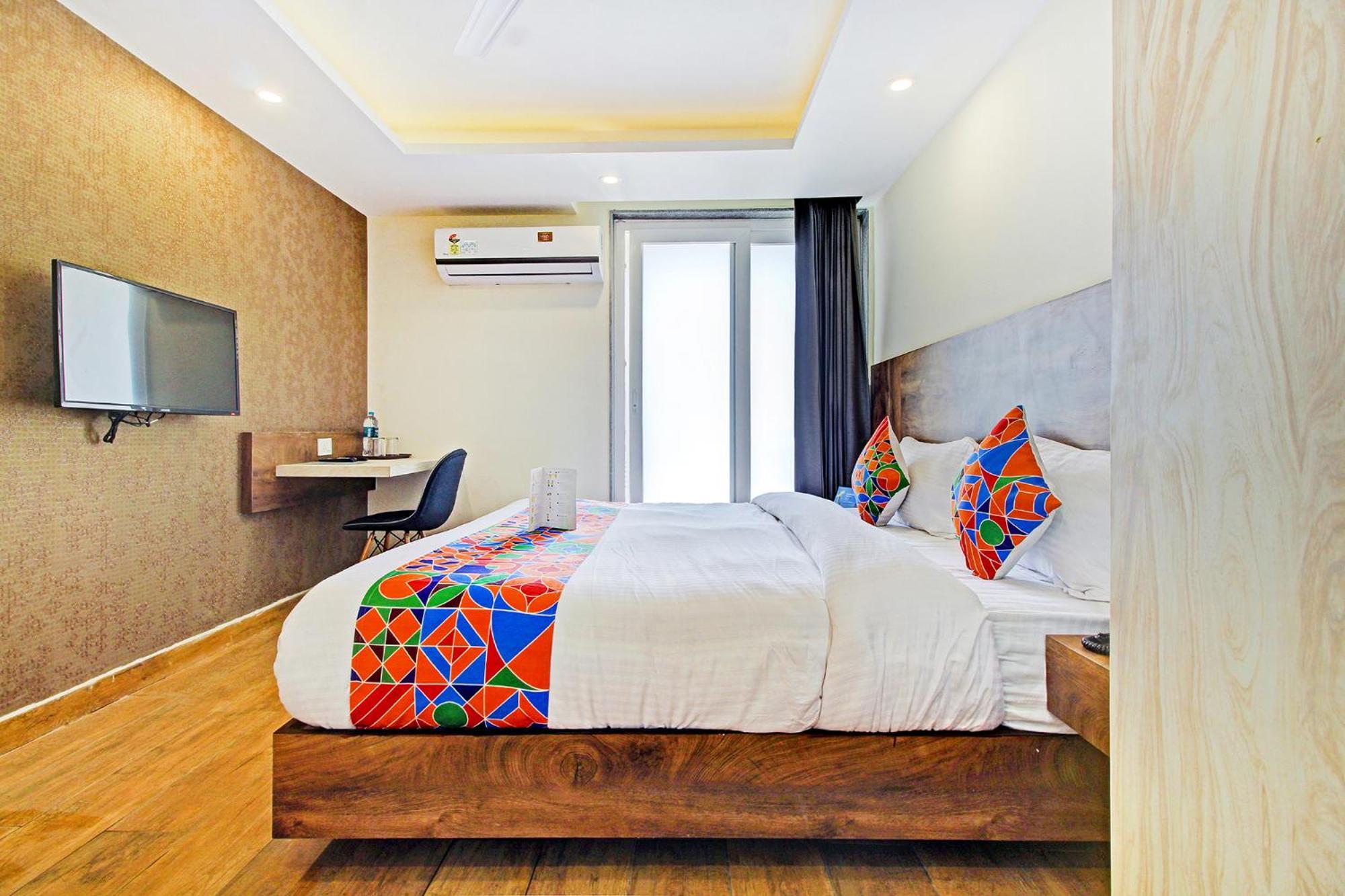 Fabhotel Soft Petals Gurgaon Exterior photo