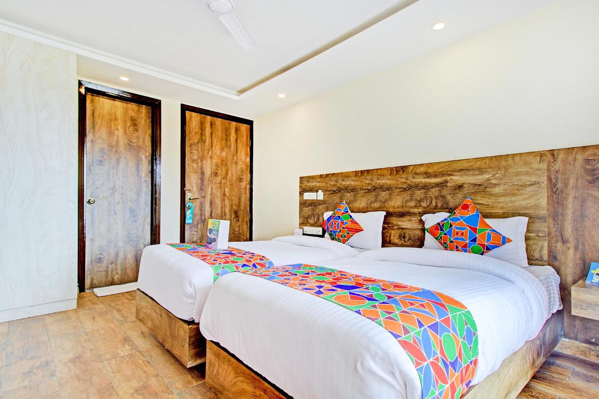 Fabhotel Soft Petals Gurgaon Exterior photo